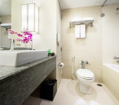Полулюкс с 2 комнатами в A-One Bangkok Hotel