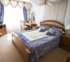 Двухместный люкс двуспальная кровать в Планета