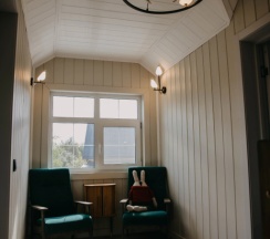 Коттедж с 3 комнатами с красивым видом из окна в Синяя синица