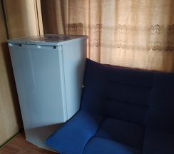Кровать в 8-местном женском номере 25м2 (1) в Диско