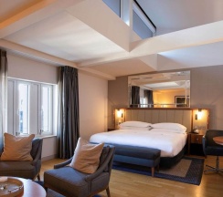 Двухместный полулюкс двуспальная кровать в Hilton Cologne