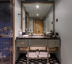 Премьер с 1 спальней, угловой в Enzo by Zont Hotel Group