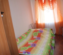 Апартаменты с 3 комнатами в Якорь