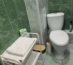 Апартаменты c 1 комнатой с балконом и с красивым видом из окна в Квартира Уютная в центре города
