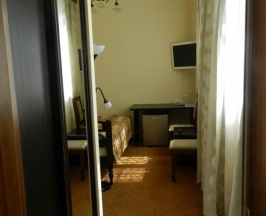 Номер стандарт с 1 двуспальной кроватью в 7 Вечеров