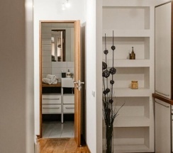 Студия Superior с красивым видом из окна в Апартаменты Стильная Студия в Башне Комплекса Ворота в Город