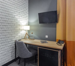 Улучшенный комфортный двухместный номер. в Key hotel