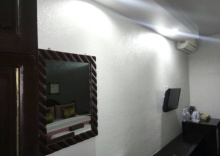 Номер Deluxe в KM Kwanphayao Hotel