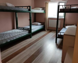 Кровать в общем номере (женский номер) в Hostel MANDARIN