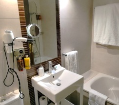 Двухместный номер Standard двуспальная кровать в Casual Ilbira Granada Hotel
