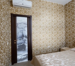 Семейный люкс в Hotel Orange