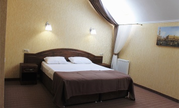 Полулюкс трехместный в Messalina