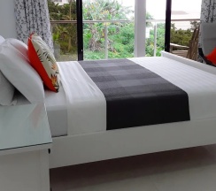 Апартаменты Deluxe в East Horizon Self-Catering