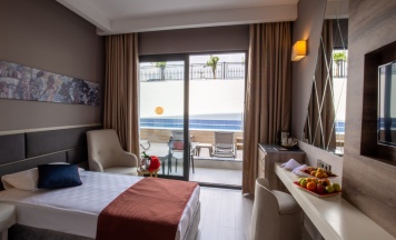 Номер Swim Up в Hane Sun Elite Hotel