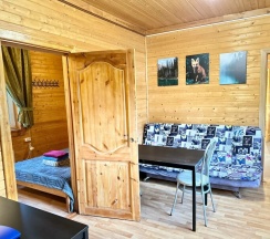 Одноэтажный коттедж Дом Лисицы на 6 гостей в Командор