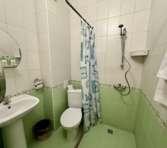 Стандартный трехместный номер в Эдельвейс