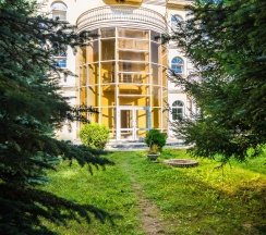 Дом в Апартаменты на Московская область, Наро-Фоминский городской округ, Апрелевка, проезд Калиновый, 6