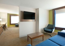 Четырёхместный люкс с видом на город в Holiday Inn Express & Suites Austin Downtown - University, an IHG Hotel