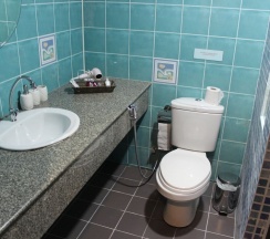 Четырёхместный семейный номер Standard в Samui Green Hotel