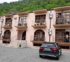 Двухместный номер Deluxe с балконом и с видом на море двуспальная кровать в Inn Rif