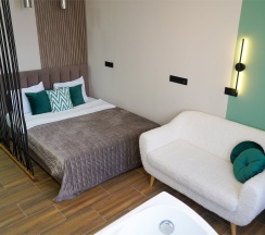 Апартаменты с джакузи на Степана Разина 2 на 13 этаже (232/1) в Степаненков