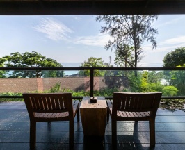 Двухместная вилла Premier с балконом и с видом на океан 2 отдельные кровати в Отель Secret Cliff Resort Phuket