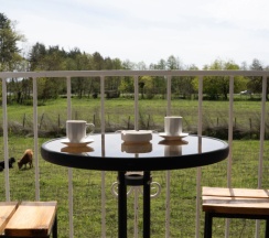 Семейный номер Comfort с балконом в Rodnik village&SPA