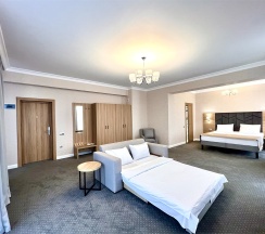 Джуниор Сюит Плюс в Derbent Premium