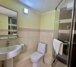 Двухместный номер Standard с балконом 2 отдельные кровати в Jasmine