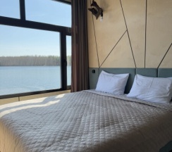 Панорама Эхо в Оланга на воде