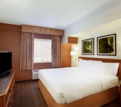 Номер в La Quinta Inn by Wyndham Austin Capitol / Downtown