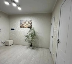 Двухместные апартаменты с 2 комнатами с балконом (двуспальная кровать) в Квартира Уютная на Степном