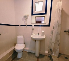 А/Четырёхместный Комфорт с зоной отдыха в Уральские самоцветы