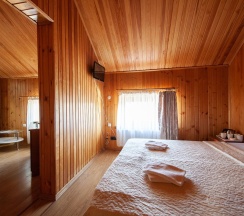 Номер стандарт семейный (с завтраком) в Kaskad house