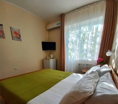 Двухместный номер с балконом в Эдем у реки