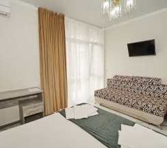 4-местный номер "Комфорт" с балконом в Grand Elif