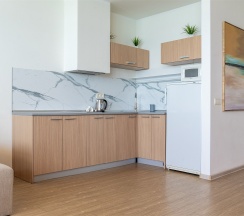 Трехкомнатные апартаменты с двумя спальнями (6-14 этаж) в Real Apartments Sochi