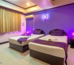Двухместный номер Deluxe двуспальная кровать в Hotel Grand Orchid Inn