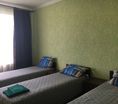 Двухкомнатный номер с пятью раздельными кроватями в Бархат