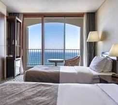 Двухместный номер Deluxe с видом на море 2 отдельные кровати в Hotel Maremons