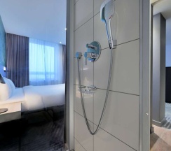 Двухместный номер Superior двуспальная кровать в Mercure Warszawa Grand