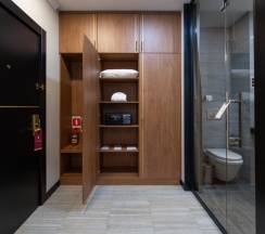 Двухместный номер Standard с красивым видом из окна двуспальная кровать в Reikartz Sky Алматы