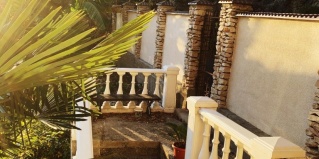 Гагра: Гостевой дом Гостевой дом Chalet Agave