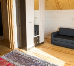 Коттедж с балконом в Подстепки house
