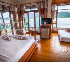 Вилла с видом на море в Salakphet Resort
