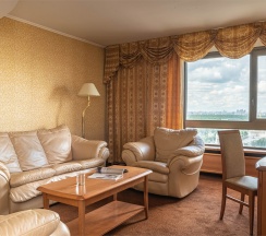Люкс-Гранд Представительский в Cosmos Moscow VDNH Hotel