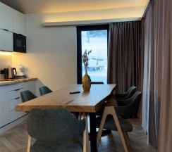 Дом «GOLD» с банным чаном на террасе в Luxe House