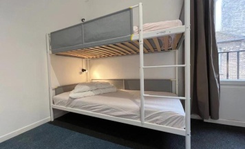 Кровать в общем номере (женский номер) в Le Coffice Auberge de Jeunesse