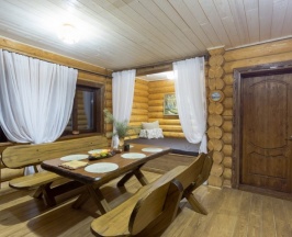 Дом у пруда с баней в Охотничьи сезоны