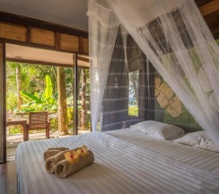 Бунгало с видом на море в Koh Kood Resort